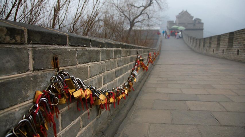 Liebeschlösser an der Chinesischen Mauer Nahe Beijing