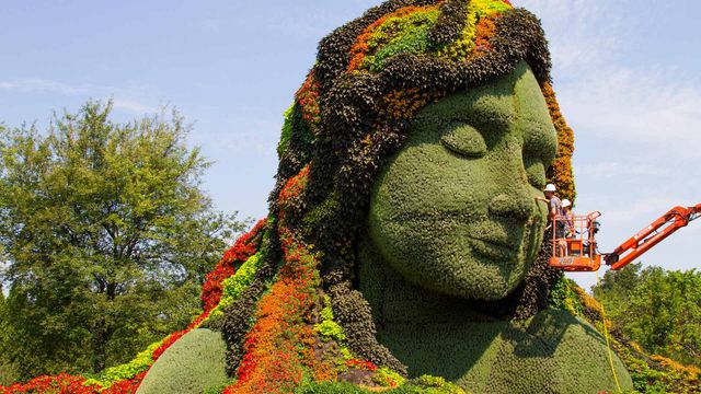 Mosaicultures Internationales in Jardin Botanique, Montreal 