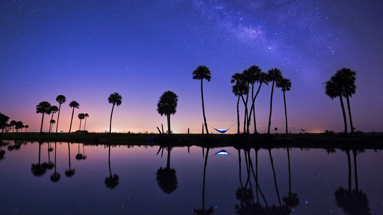 Hammock camping on the Econlockhatchee River in Florida, USA 
