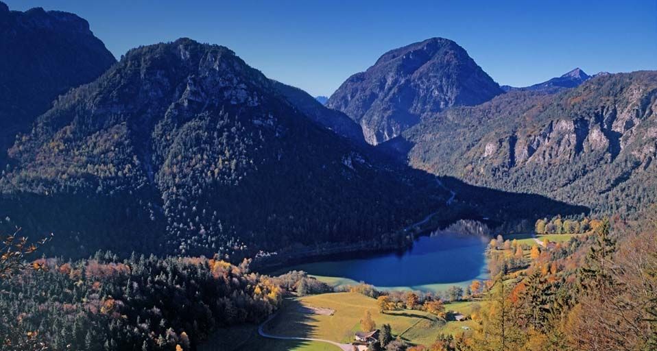 Der westlich von Bad Reichenhall gelegene Thumsee – Walter Geiersperger/Corbis ©