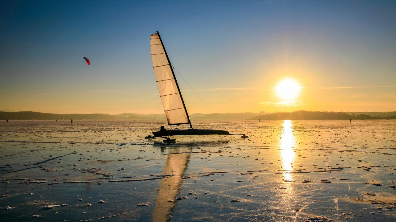 Eissegler auf dem Wörthsee, Bayern