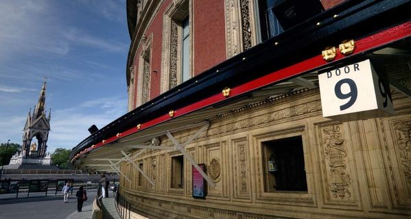 有点意思的点名游戏