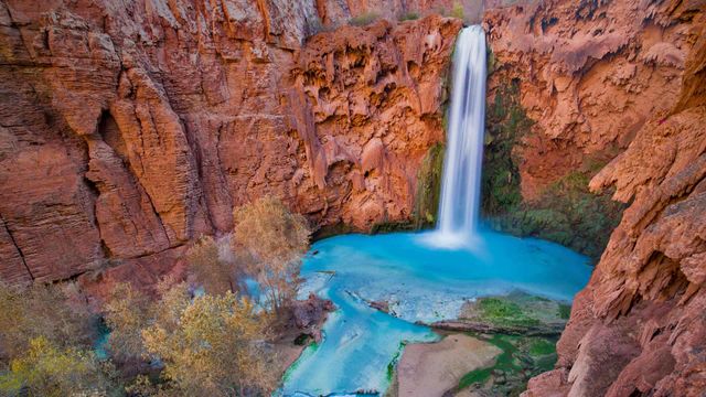 Mooney Falls in Havasu Canyon, Arizona