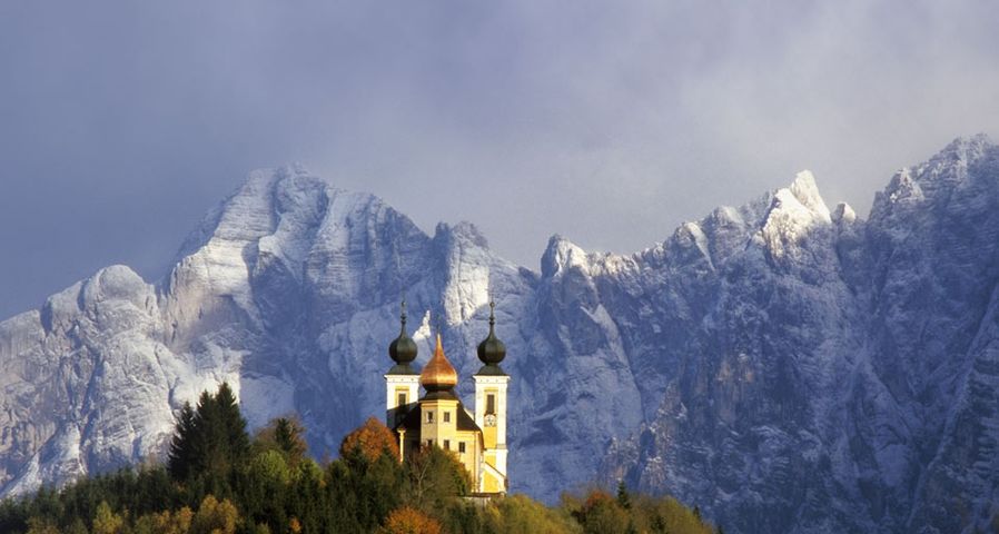 Wallfahrtskirche Frauenberg in der Steiermark, Österreich –  plainpicture/Corbis ©