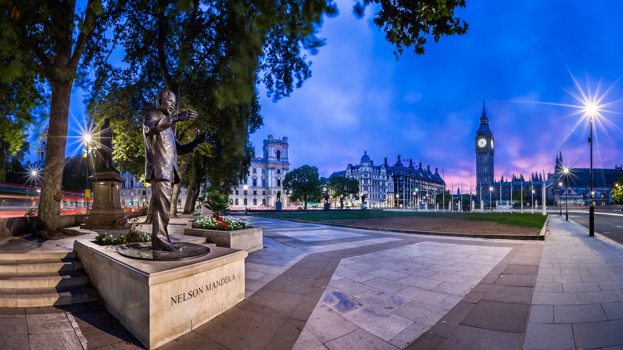 Panorama of Parliament Square and Nelson Mandela memorial, London
