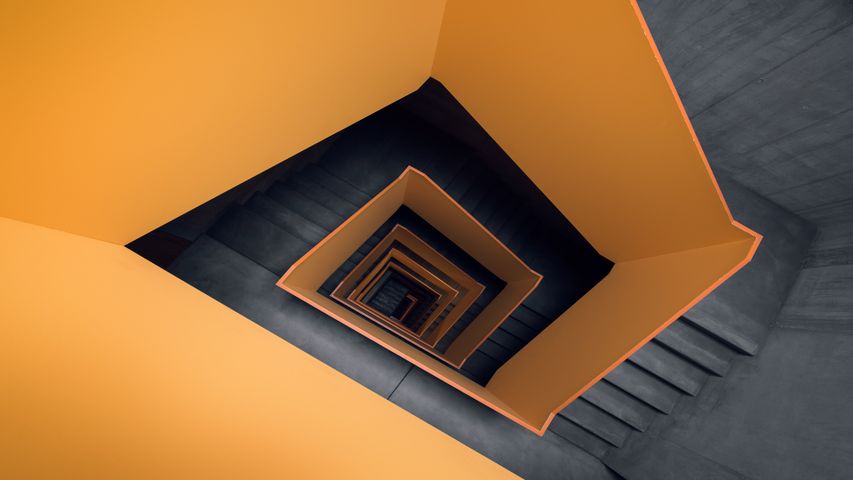 Staircases PREMIUM 4K Theme for Windows 10