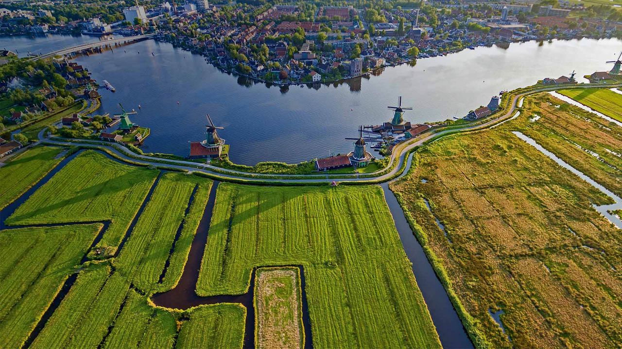 Moulins à vent, Zaanse Schans, près d’Amsterdam, Pays-Bas