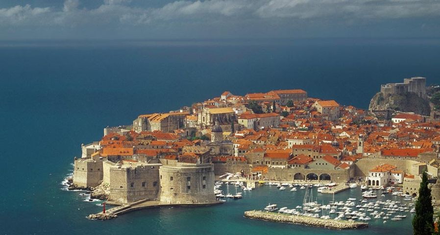 Die Altstadt von Dubrovnik, Kroatien – SIME/eStock Photo ©