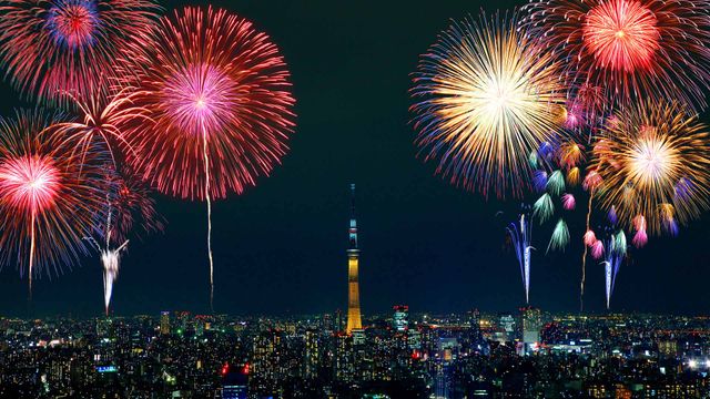 「隅田川花火大会」東京, 墨田区
