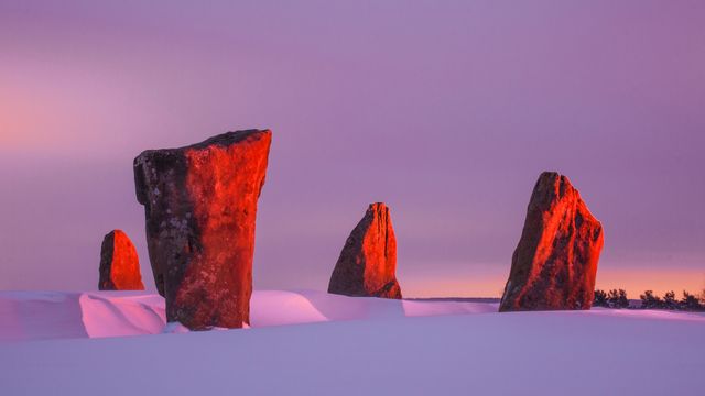 The case of the lost stones