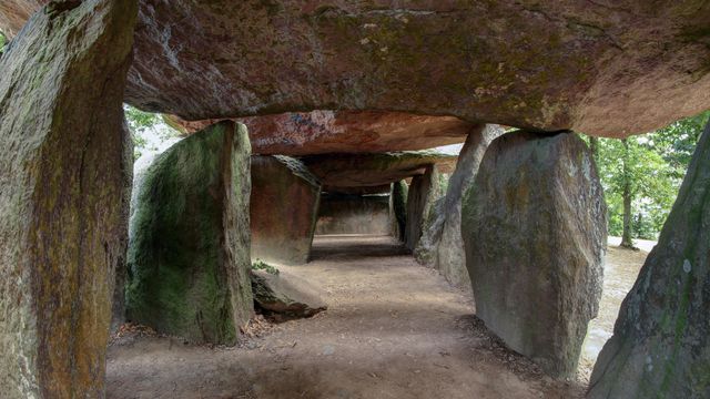 Dolmen, La Roche-Aux-Fées, Bretagne