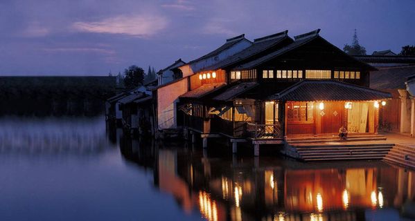 小丫头又跑到公司去上网了