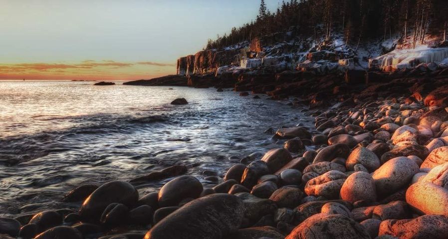 Otter Cliffs and sea stones in Acadia National Park, Maine