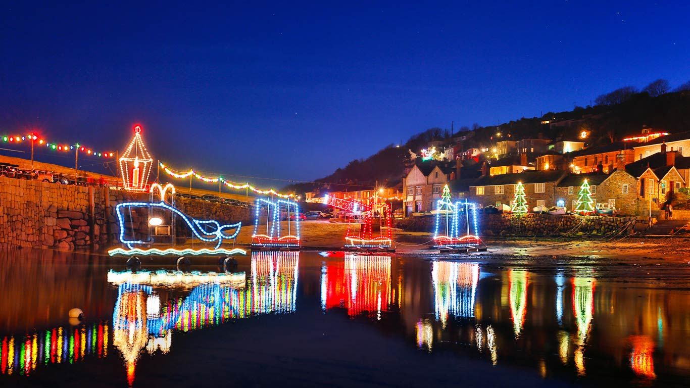 Christmas lights in Mousehole, Cornwall Peapix