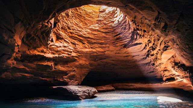Cave interior at Magdalen Islands, Que.
