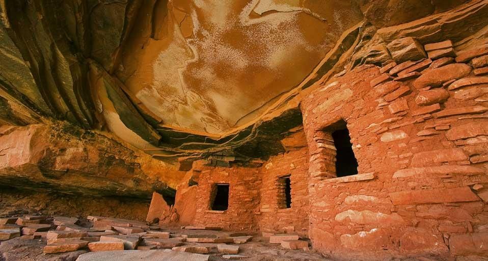The Fallen Roof (also known as Ceiling House) ruins at Cedar Mesa, Utah
