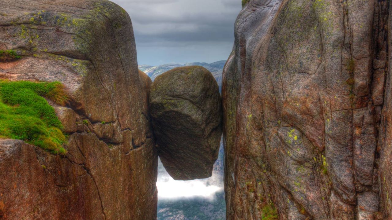 The Kjeragbolten boulder on Kjerag, a mountain, Rogaland, Norway