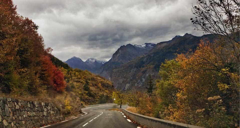 Route allant à l’Alpe d’Huez, Isère, Rhône-Alpes