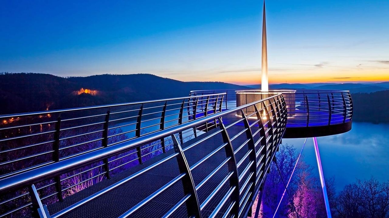 Sonnenuntergang am Biggeblick, Attendorn, Sauerland, Nordrhein-Westfalen, Deutschland 