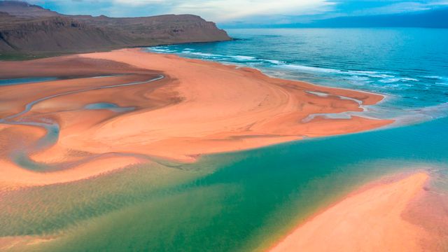 Raudasandur, Iceland