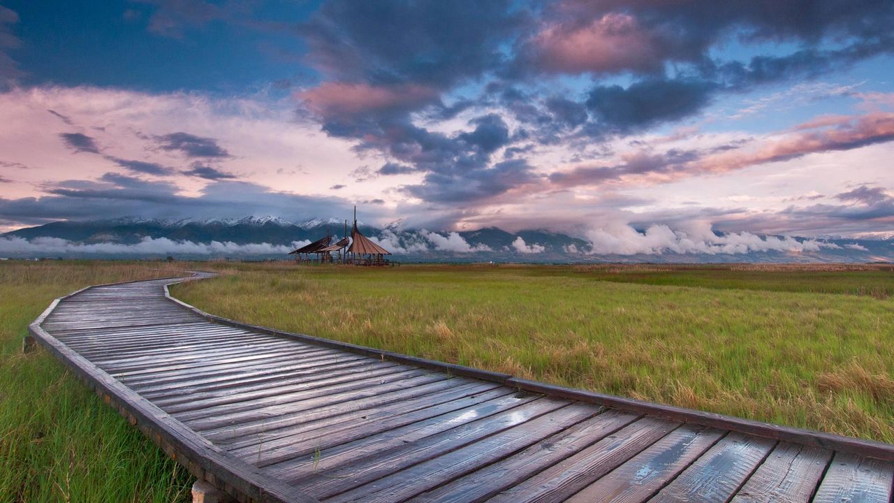 Great Salt Lake Shorelands Preserve in Utah, USA 