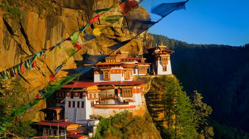 Taktshang, un monastère bouddhiste au-dessus de la vallée de Paro, Bhoutan