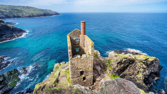 Crowns engine house in Botallack, Cornwall