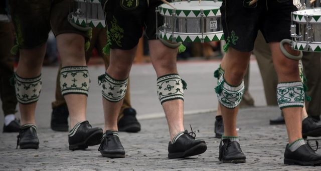 Bayerische Musikanten während des Trachtenumzugs zum Münchner Oktoberfest – MICHAEL DALDER/X00821/Reuters/Corbis ©