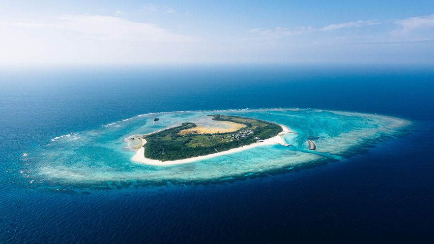 Japanese Islands PREMIUM Windows 10 Theme
