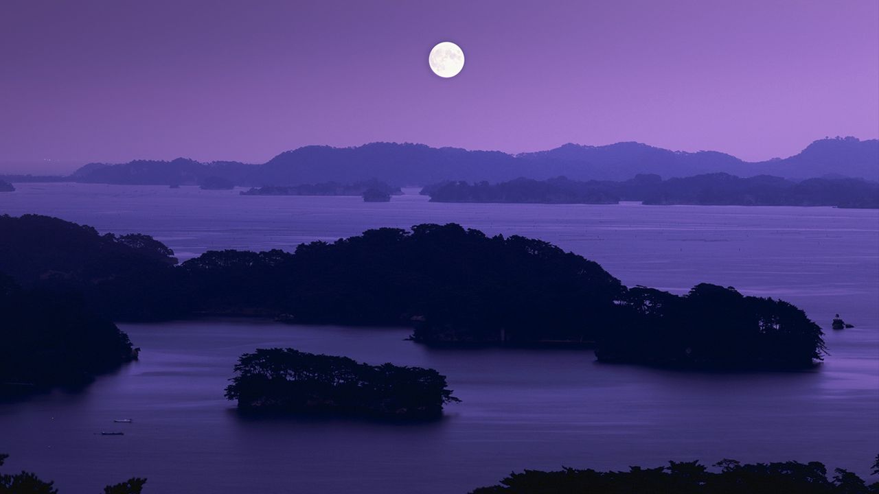 Matsushima sous la pleine lune, préfecture de Miyagi, Japon 