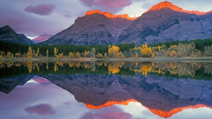 Wedge Pond and Mt. Kidd, Peter Lougheed Provincial Park, Alberta, Canada