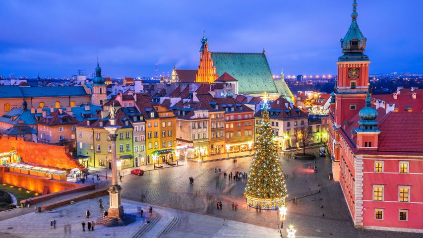 Árbol de Navidad en la Plaza del Castillo, Varsovia, Polonia