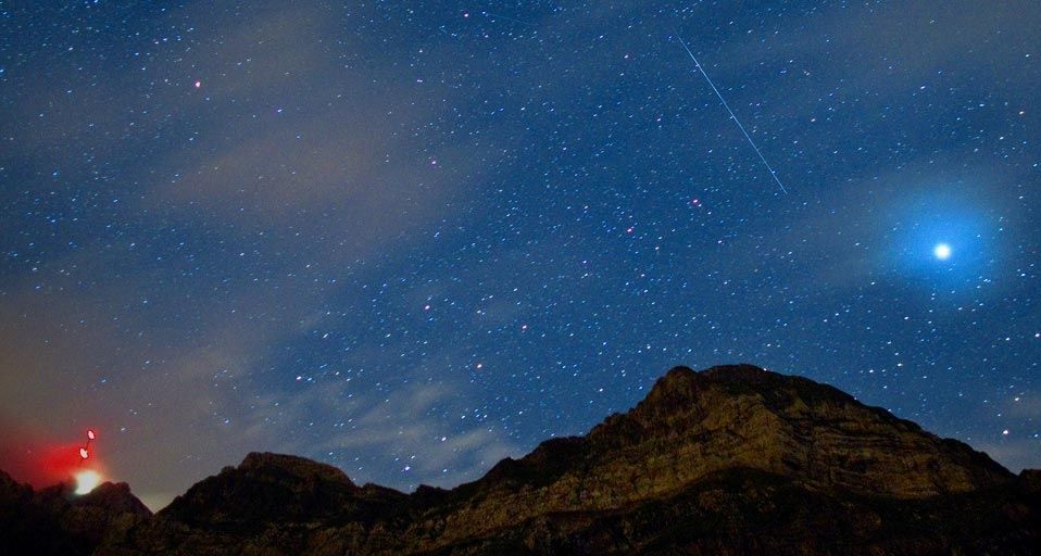 A shooting star above the Säntis mountain in Schwägalp, Switzerland – Alessandro Della Bella/Corbis ©
