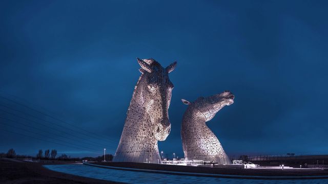 「ザ・ケルピー&ザ・ヘリックス」イギリス, スコットランド, フォルカーク