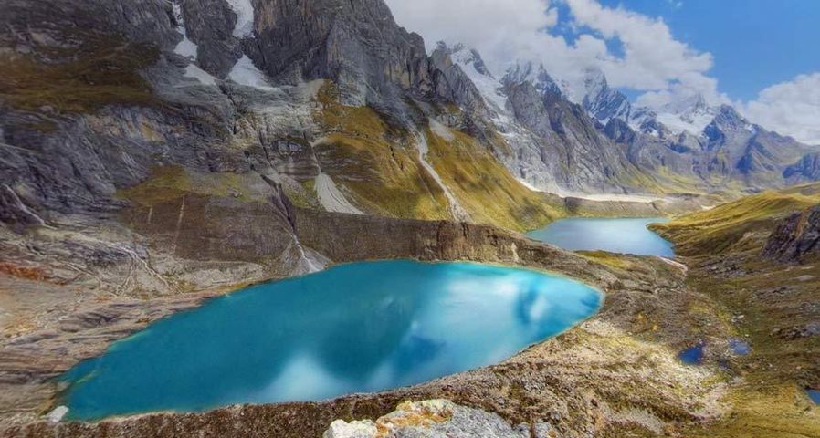 ｢ワイワッシュ山群の湖｣ペルー