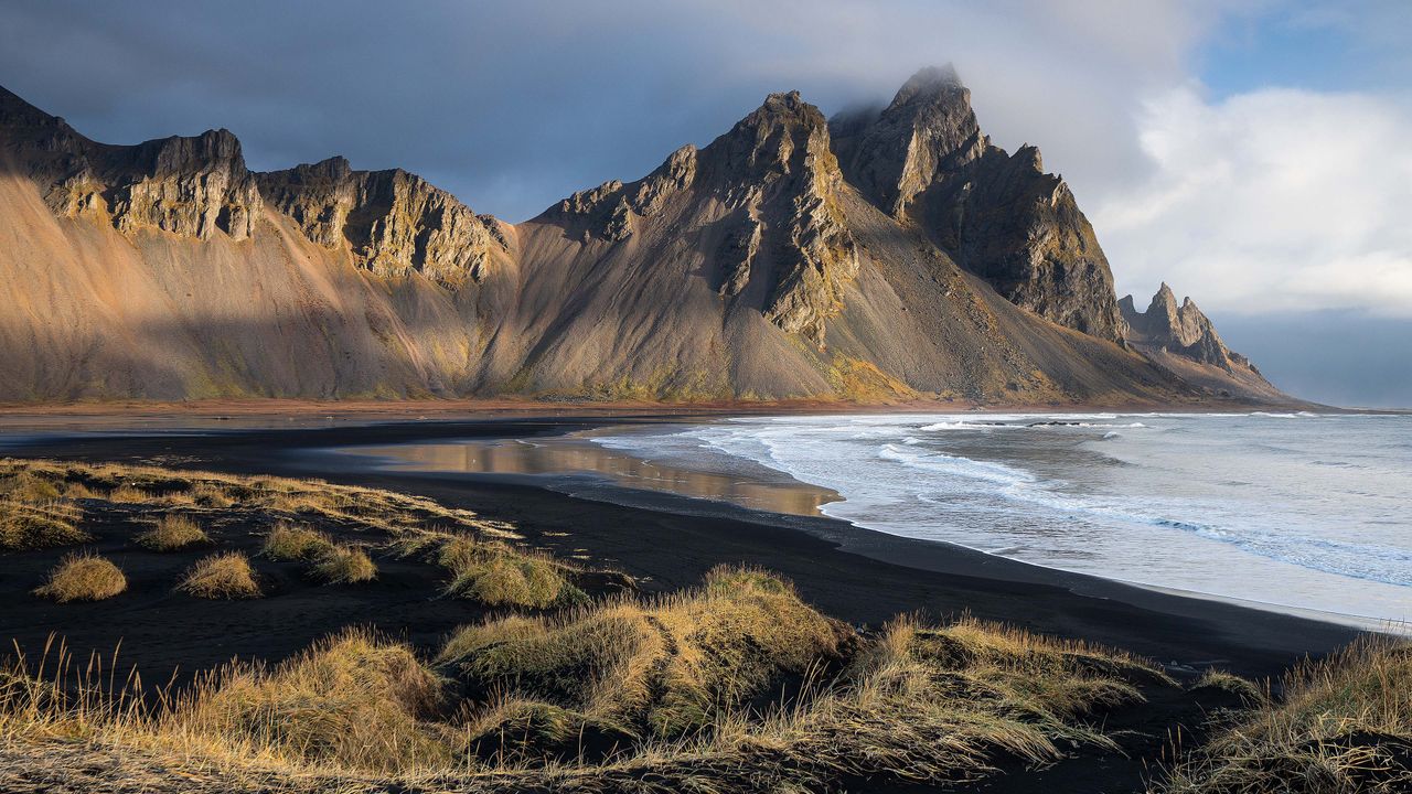 Vestrahorn on view