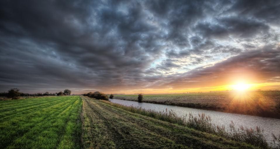 Sunrise over the Middle Level Main Drain, Wisbech, Cambridgeshire