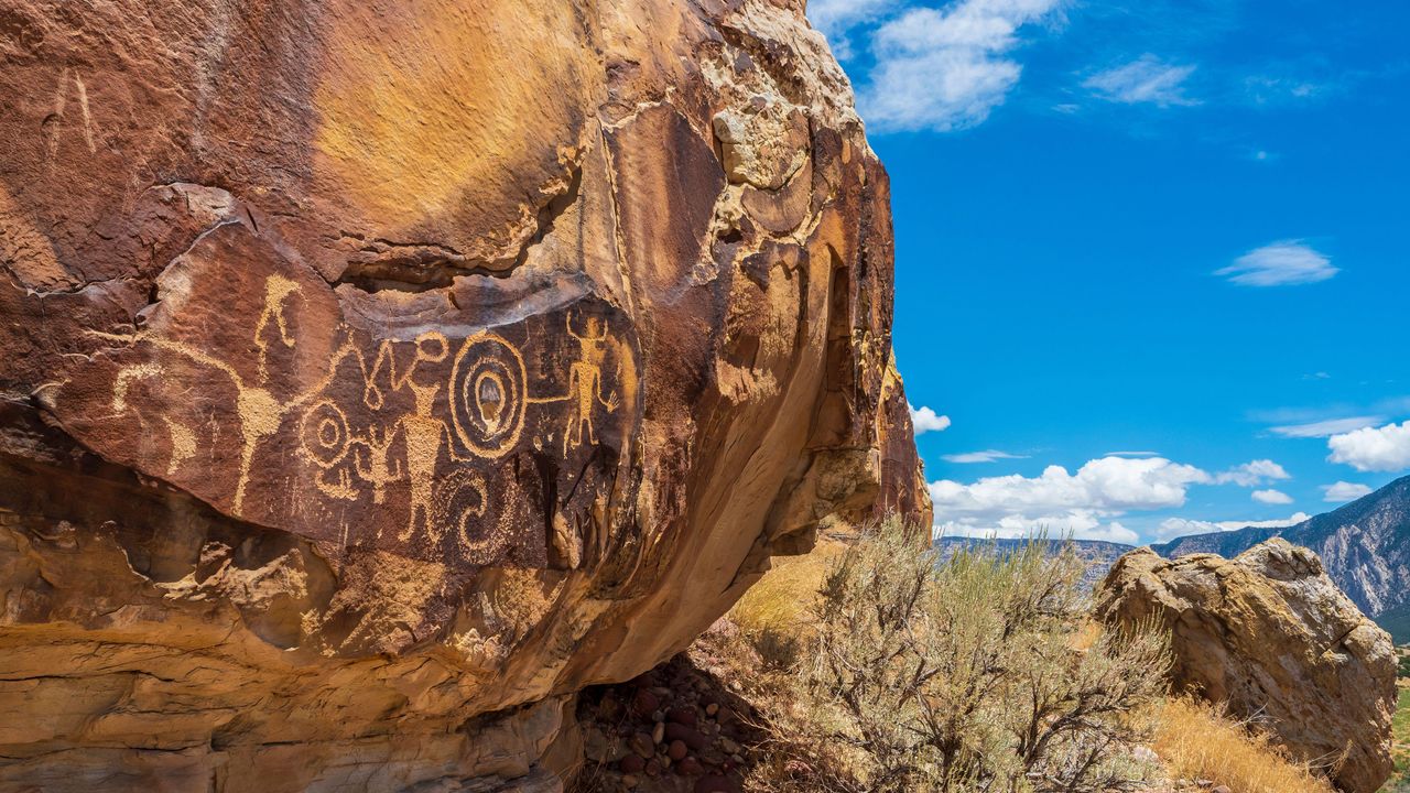Fremont Indian petroglyphs, Dinosaur National Monument, Jensen, Utah
