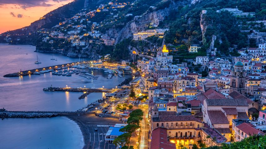 Vista di Amalfi, Salerno, Campania