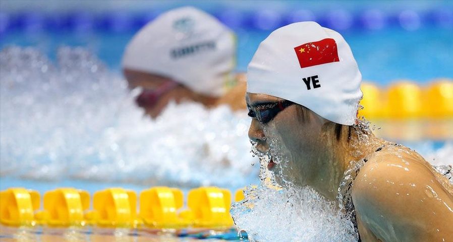 2012年7月31日伦敦奥运水上运动中心内，女子200米个人混合泳决赛中的叶诗文