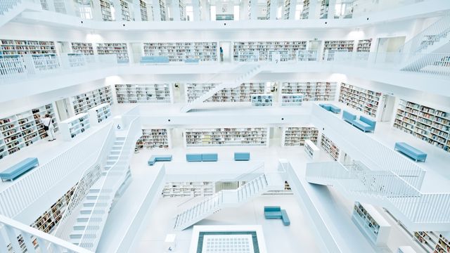 Biblioteca Pública de Stuttgart, na Alemanha