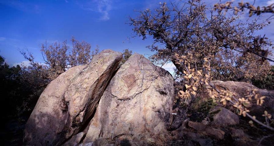Split Rock near Roswell, New Mexico, USA