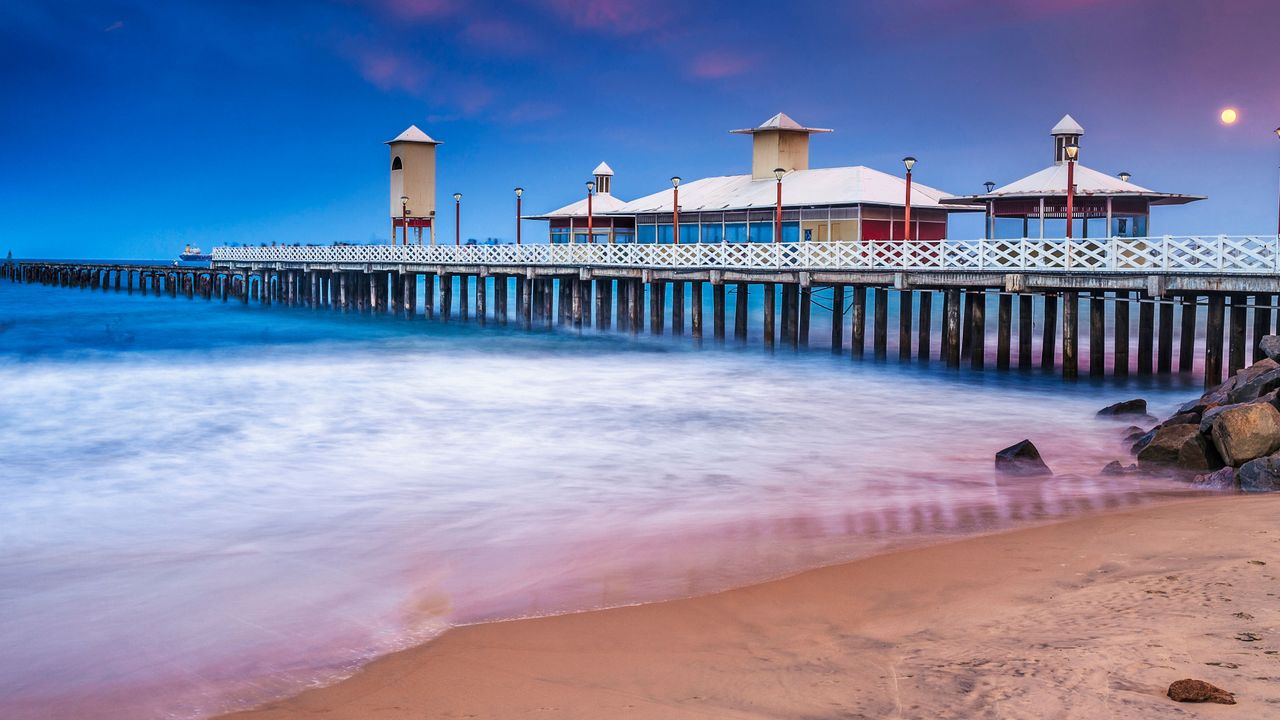 A 'bridge' to the sea
