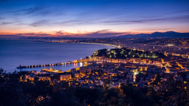 Baie des Anges à Nice, Alpes-Maritimes