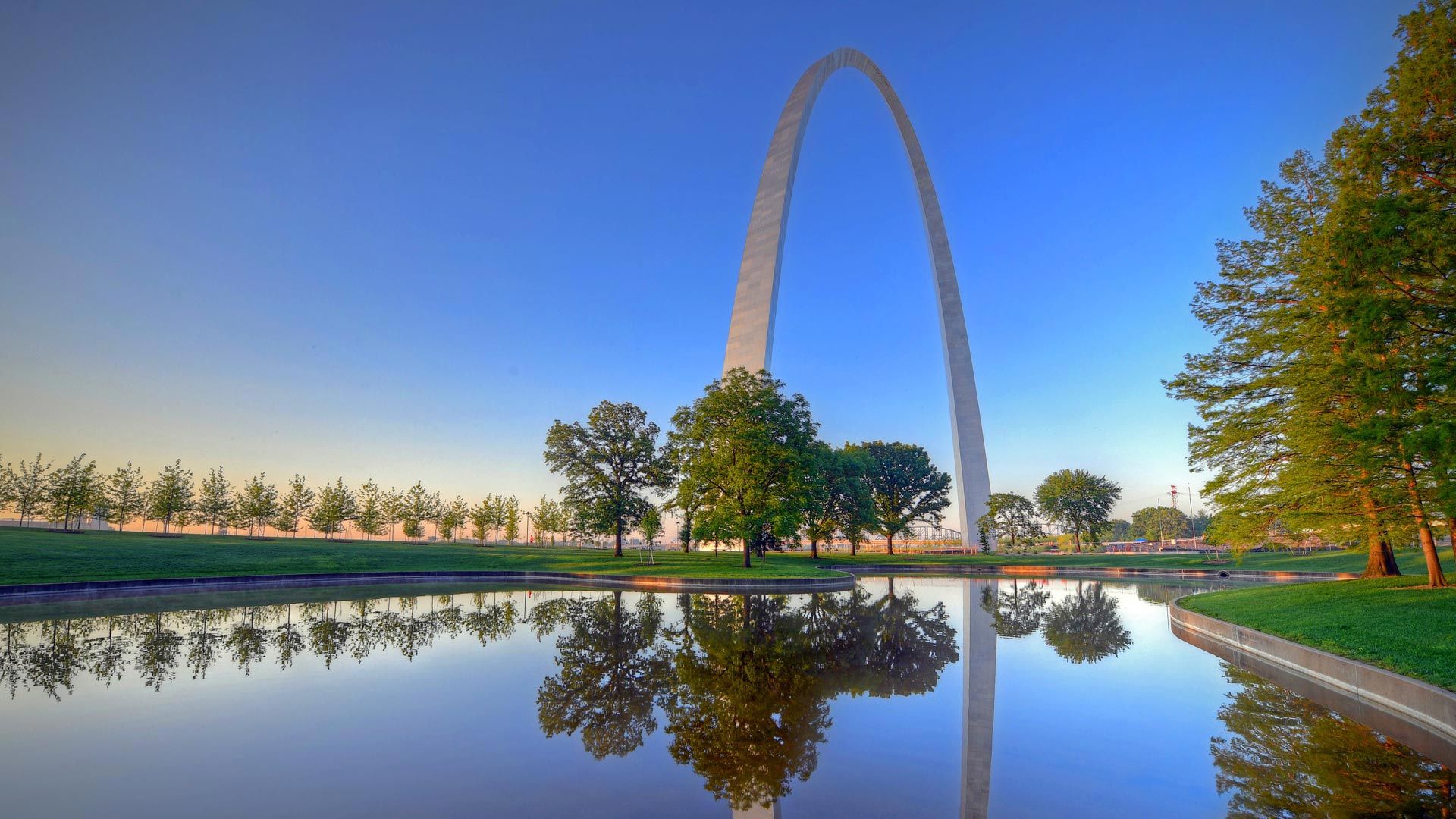 The Gateway Arch in St. Louis became a national park on Feb 22, 2018 | Peapix