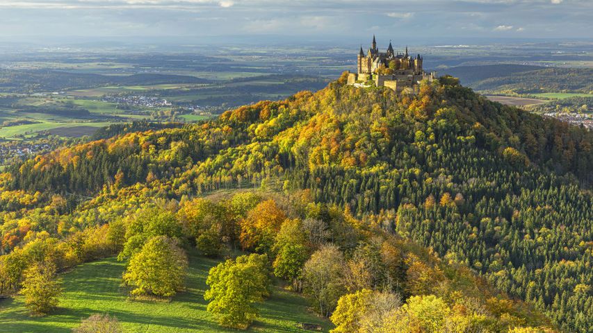 Of hills and Hohenzollerns