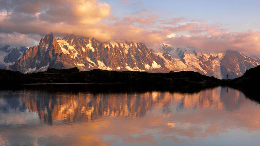 Mont Blanc massif, Lacs des Chéserys, Chamonix, France