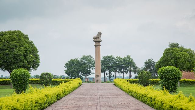 Ashoka pillar, Kutagarasala Vihara, Vaishali, Bihar