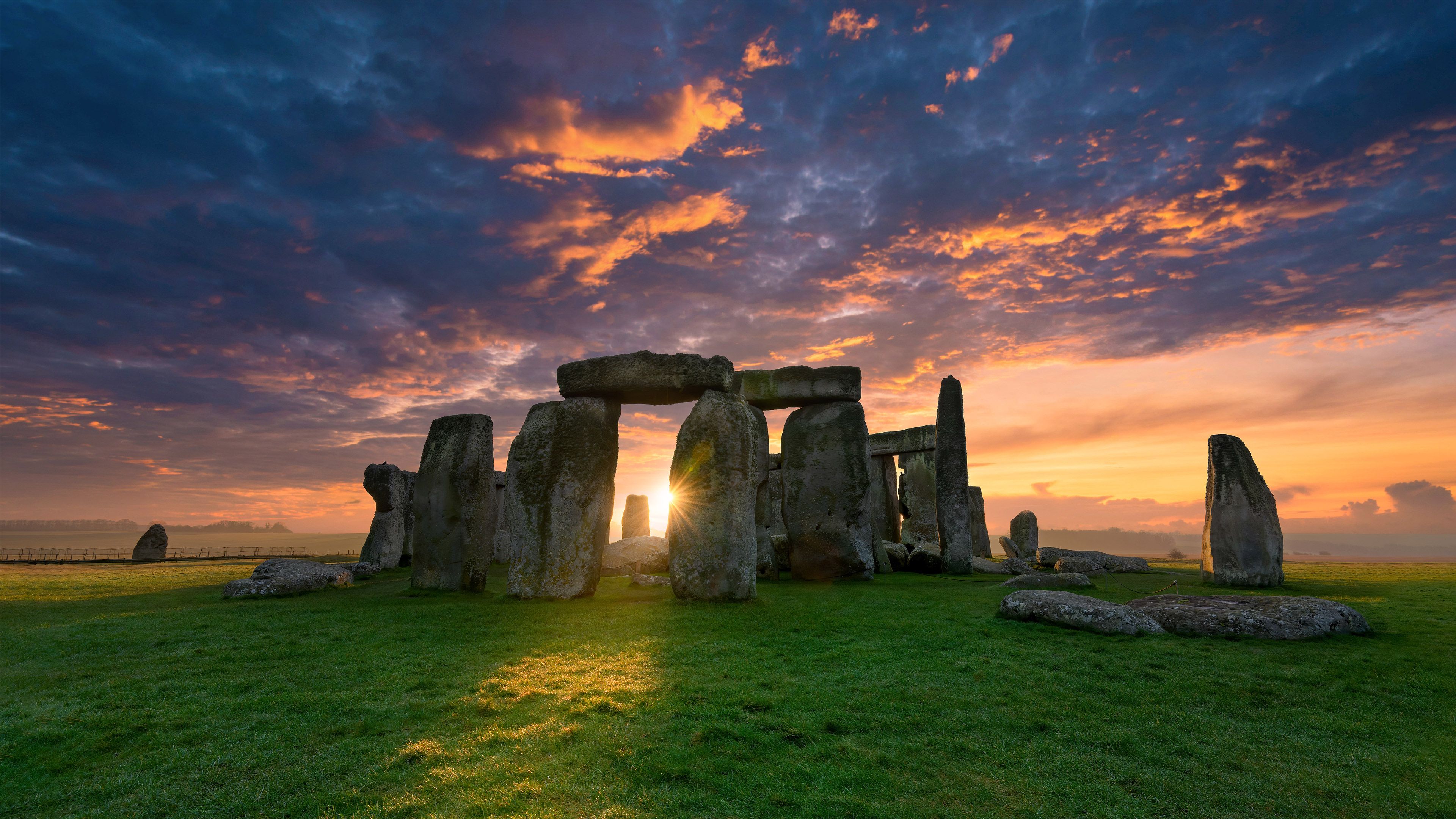 Stonehenge, Salisbury Plain, Wiltshire, England - Bing Gallery