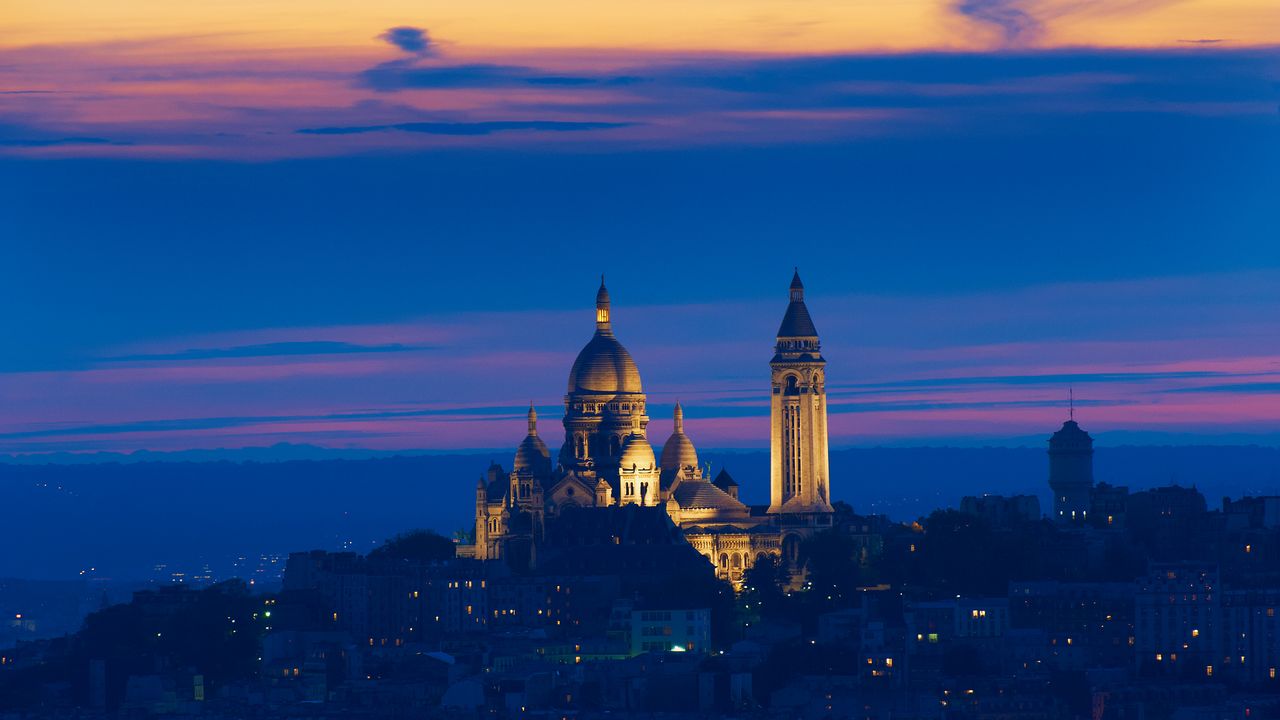 Montmartre y Basílica del Sagrado Corazón, París, Francia